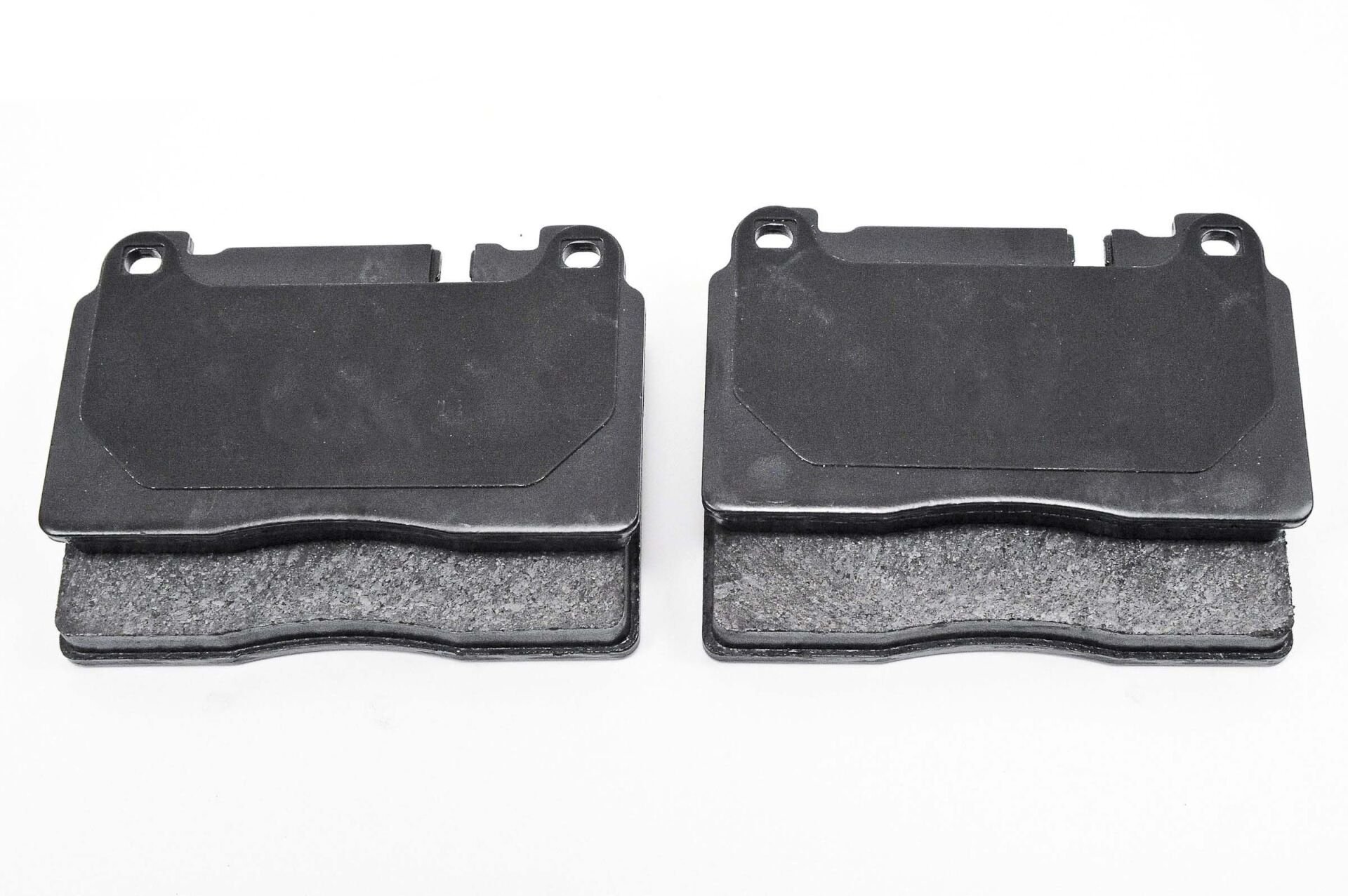 ÖN FREN BALATASI A6 A7 Q5 MACAN 8R0698151AA